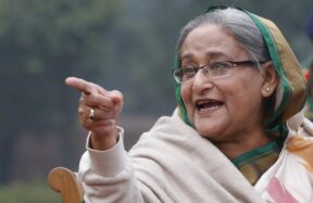 Sheikh Hasina: "প্রভাব খাটিয়ে টাকা তোলা, মিথ্যা পদ দাবি!"—হাসিনা-কন্যা সাইমা ওয়াজেদ ঘিরে ভয়ঙ্কর অভিযোগে কাঁপছে WHO!