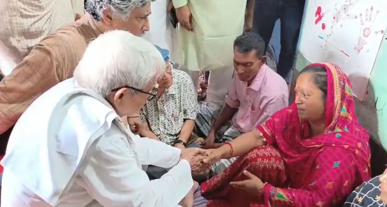 biman abasu tamanna mother