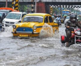 heavy rain in kolkata