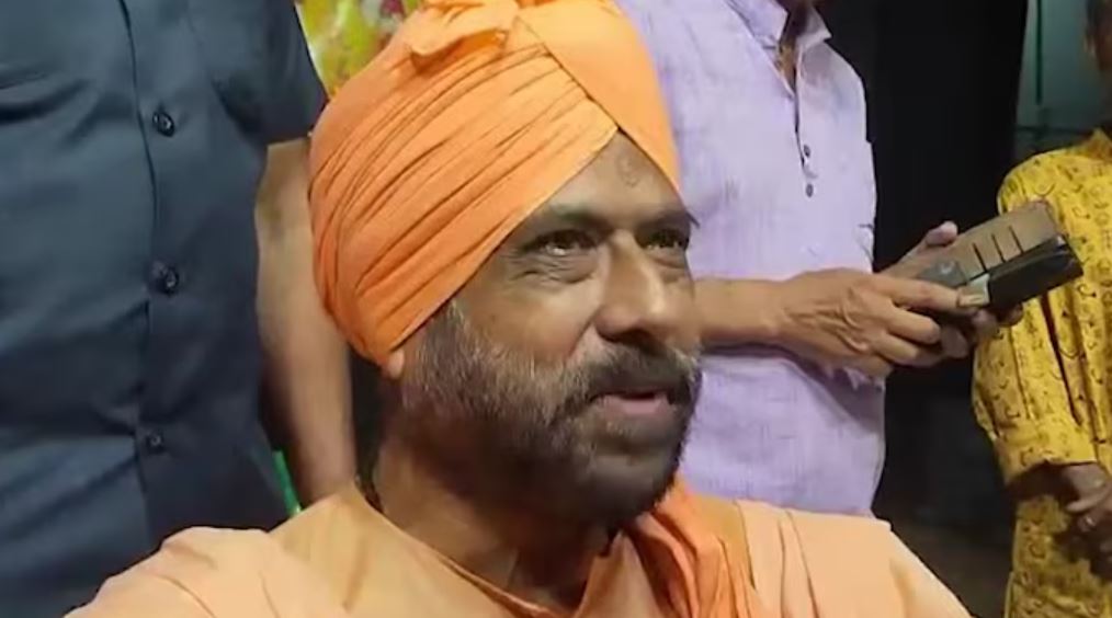 kartik maharaj