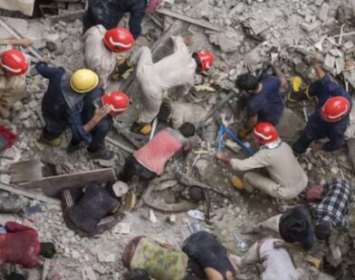 kerala building collapsed
