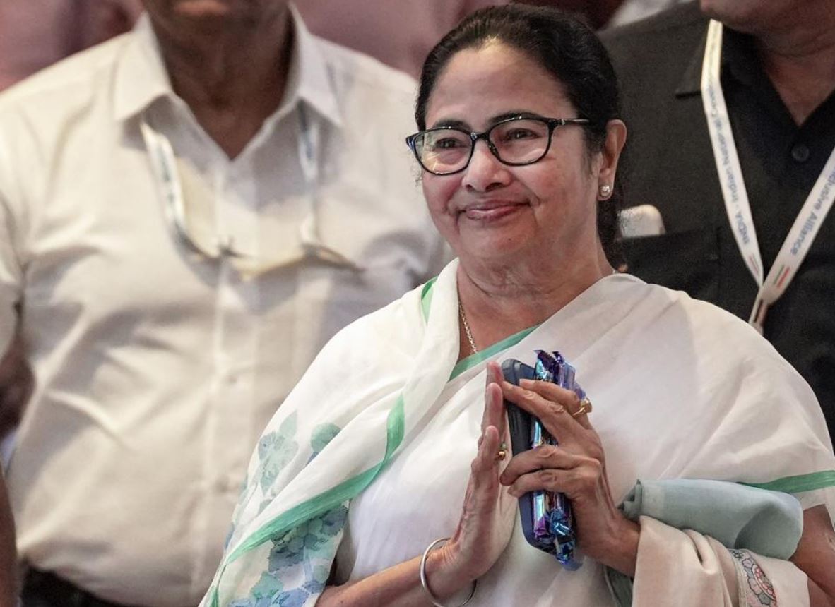 mamata Banerjee a
