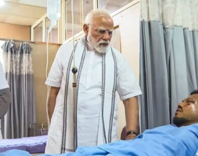 modi with one survivor
