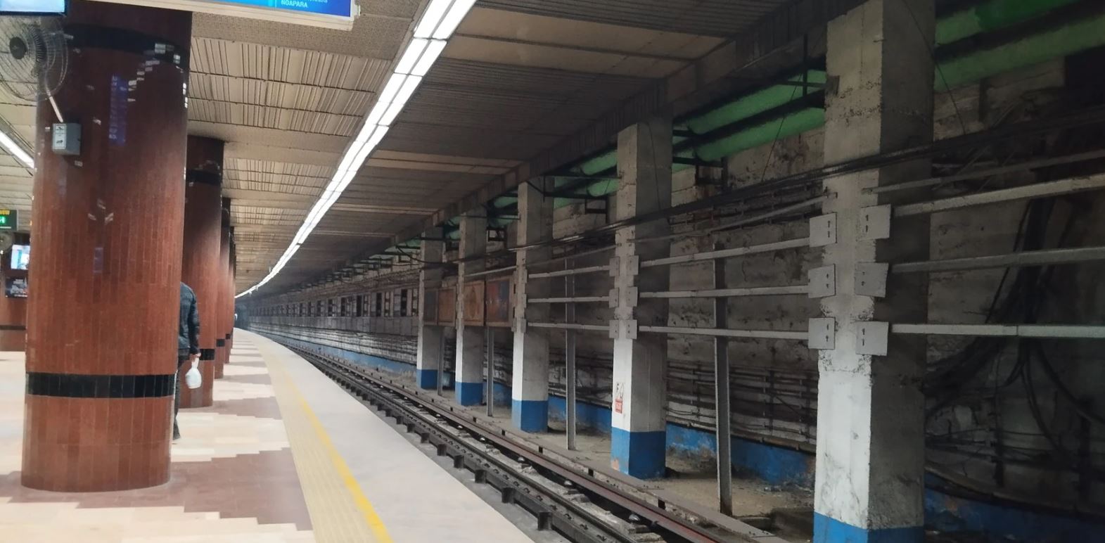 chandnichawak metro station