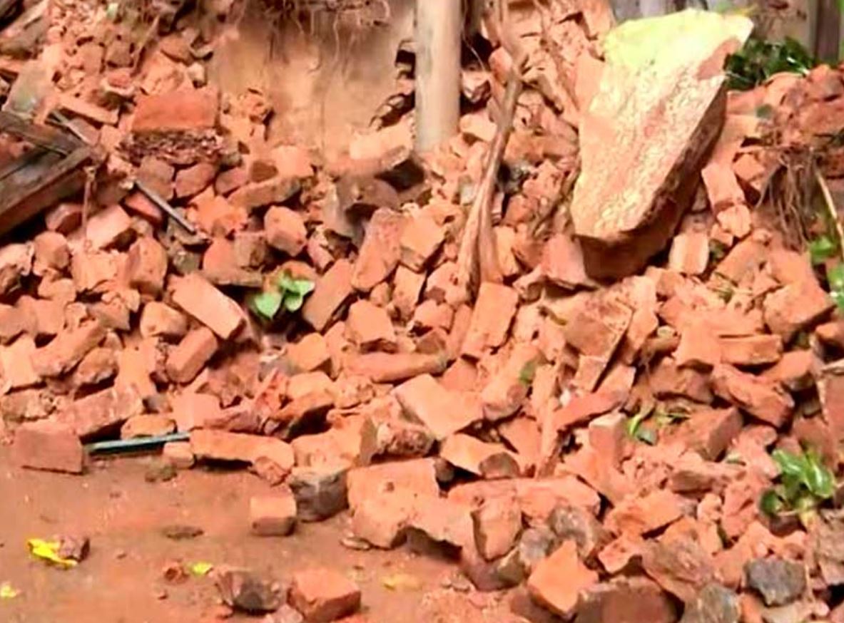 house collapsed