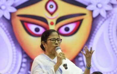 mamata banerjee durga puja