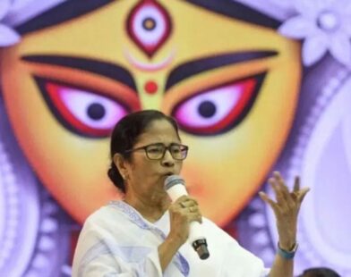 mamata banerjee durga puja