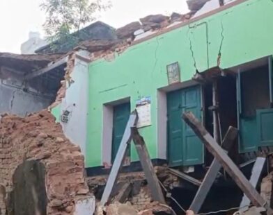 old house collapsed