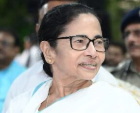 mamata banerjeee aa