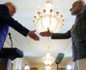 trump and modi mm