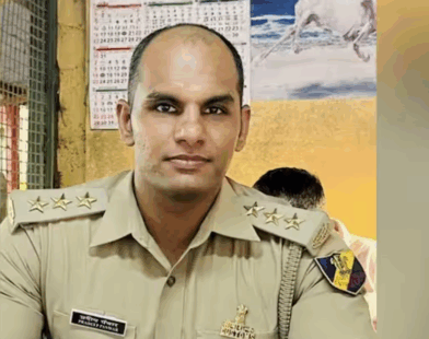 custom officer