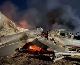 Pakistan fighter jet