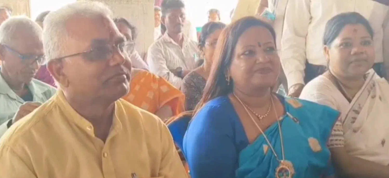 rinku mazumdar and dilip ghosh