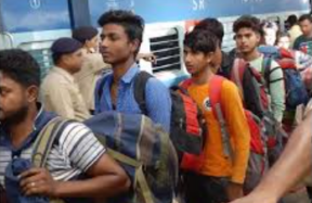 migrants workers back