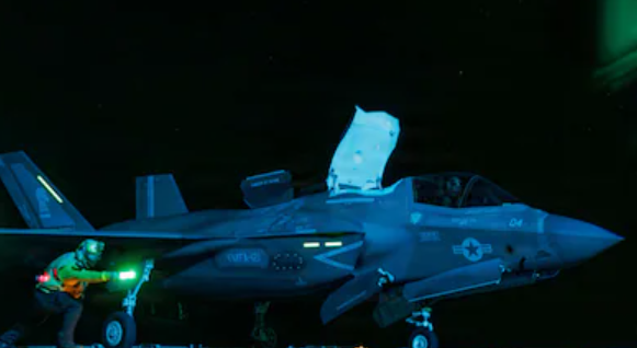 us fighter jet night