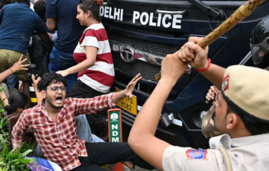 cjp protest lathi charge