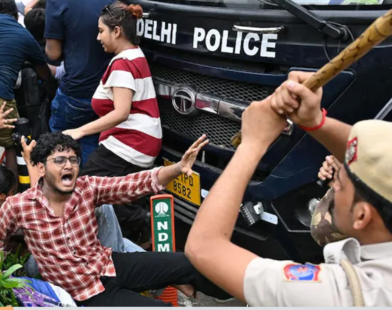 cjp protest lathi charge