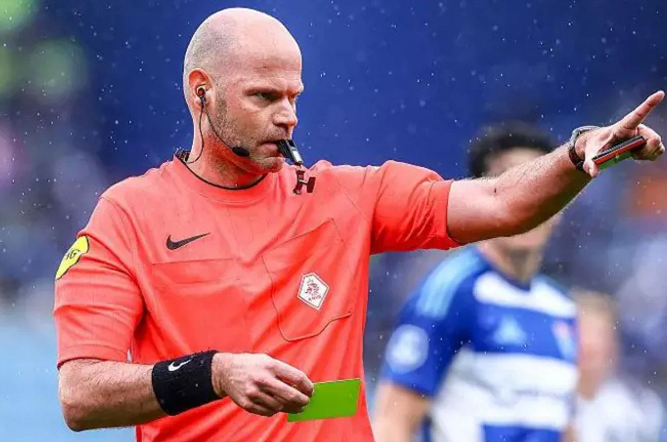 dutch referee