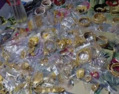 tina gold 2