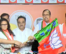tmc mp joins bjp edit
